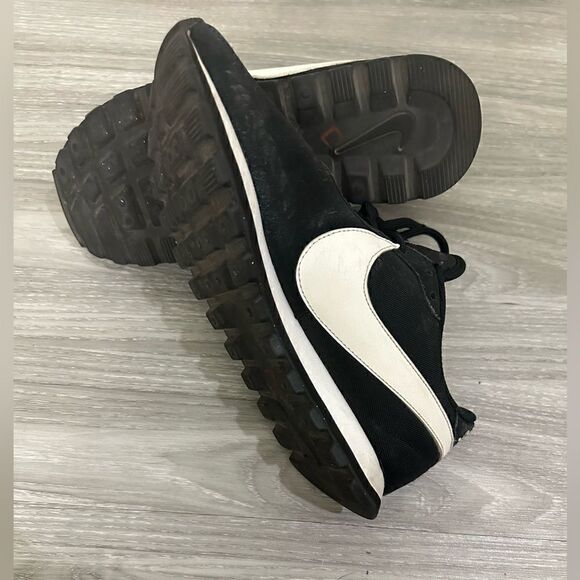 Nike Pre Love O.X. Black Suede Sneakers Sz 7.5 - Picture 8 of 9